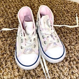 Toddler girl high top converse